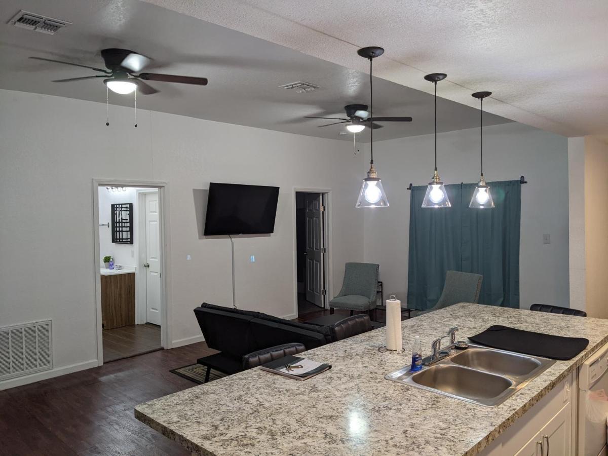 Villa Cozy *Downtown Getaway* San Antonio Exterior foto